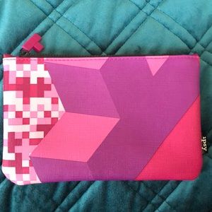 Ipsy makeup bag. Never used